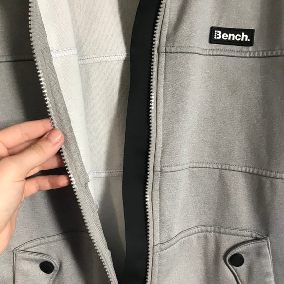 Bench Jacket - Picture 3 of 5